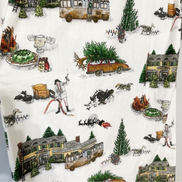 Pottery Barn National‎ Lampoon's Christmas Vacation™ Robe - Picture 9 of 9